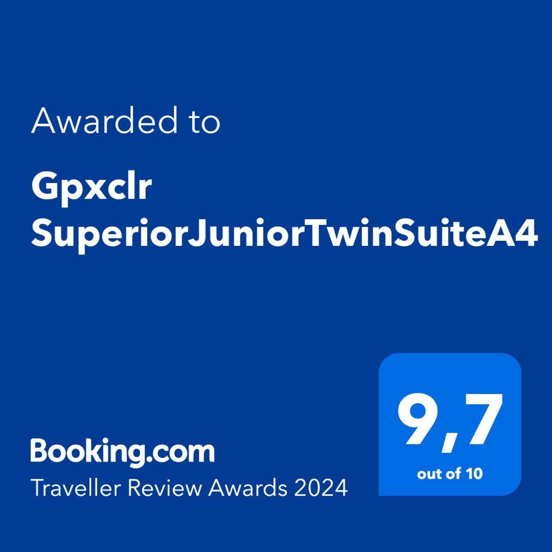 Gpxclr Superiorjuniortwinsuitea4 Лариса Екстер'єр фото